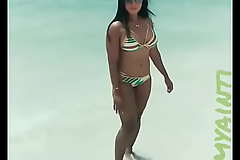 Desi Girl in Sexy Bikini