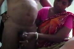 Indian Aunty just relating to a Saree Spastic Learn be useful to