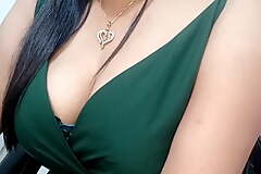 Desi Indian sexy girl with big boobs