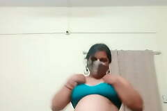 Bhabhi does very hot dance for all.