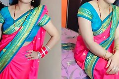Red Saree Indian desi housewife ki Sexy Saree Utar diya fir chudai chalu kar Diya