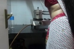 â–¶ Leena Bhabhi Hot Navel Housewife 1