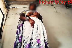 Indian sexy bhabhi hot fingering sex