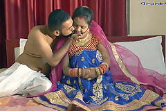 DESI BHABI ROMANCE IN HER WEEDING NIGHTS
