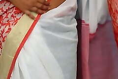 Hindi hot mom saree open motion picture - Hot