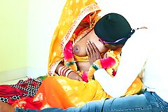DIRTY BHABI FUCKED BY DESI HUGE Flannel IN SUHAGRAT - DESI STYLE