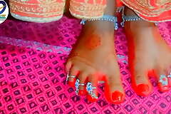 Indian village Karvachauth ke nainaweli dulhan saree show finger punt 3 (today
