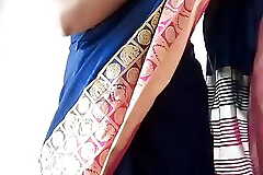 Tamil wife Swetha blouse less saree show