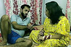 Desi Horny xxx bhabhi suddenly caught my penis!!! Jobordosti sex!! clear hindi audio