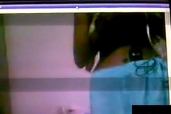 Hawt Indian Bhabhi on Webcam, Free Indian Porn 46: