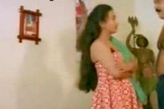 Booby Mallu adult star Roshni kissed and boobs strings up by partner masala video
