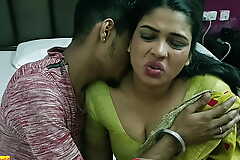 Divorce Bhabhi ko TV mechanic ne accha se Chuda! Bengali Sex