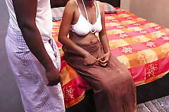 INDIAN TAMIL HUSPAND WIFE ENJOY THE HOTEL