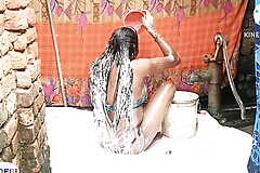 While taking a bath, the village's Racy sister-in-law was fucked by the neighbor boy.  Racy bhabhi desi xx.hq xdesi