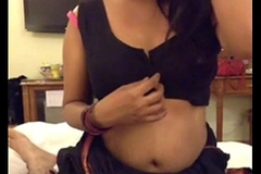 Hot Desi Bhabhi Showing Big Boobs n Putting in Cock-sock on Dick