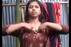 Desi Bengali Village Girl Showing Pussy