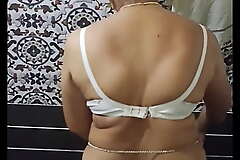 Indian aunty attire after bathing ensnared on close by nearly web camera