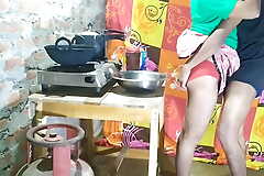 Indian Neighbour Legal age teenager Years Girl Has Hard Sex While Cooking In The Kitchen Ghar Me Kam Karane Wali Maid Ko Malik Ne Chuda