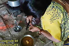 New HD Khana Banane Wali Ko Kitchen Me Hi Chod Diya Hindi Video