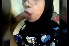 Bokep Indonesia - Jilbab Blowjob -  porno gonzo bitvideo ukhtinakal