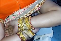 Hot sexi bhabhi ki saree me majesar chudai video