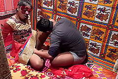Loving intense copulation between Indian tighten one's belt and horny desi wife
