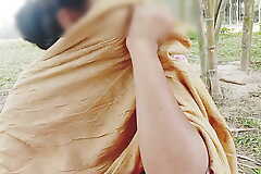 Indian Girlfriend Puja Rani 18 Years Old beautiful Sexy Cute girlfriend she have Tight hairy pussy and she is so horny girl