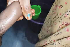 ht sauteli bahan Mera din bana rahi hai