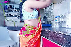 INDIAN MAID SQUIRTING IN KITCHEN CLOSEUP Bald PUSSY added to groans girdle