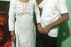 Bhabhi ki desi style mein Chudai Kiya