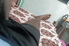Telugu Andra aunty ha hasbend s soking coke in he is frreand a house