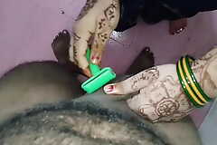 Riya Bhabhi saved the penis, enjoyed it, the penis became erect and inserted it into Bhabhi's ass.