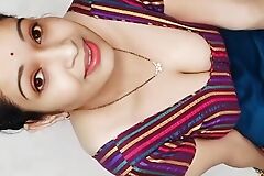 Hot Indian Bhabhi Ne Chut Me Fingering Kar Pani Nikala (Hindi Audio)