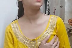 Step paterfamilias ne meri chut jabar dast maari hindi me
