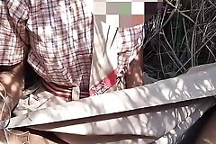 Indian School Girl Jungle Sex - Viral MMS