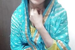 Step sister ji mujhe ek bar apni boobs dikhao