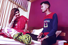 18yr Tailor boy trickly charge from Beautiful Bhabhi! Bhabhi Sex