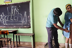 Indian School Teen 18+  Quickie Sex give Empty Class