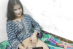 College girl ne apne boyfriend ko video call par chuchi dikhai