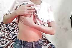 Padosan ki beti ko jabar dasti pel diya