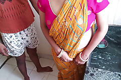 kamwali Bai ki Crummy married Ladki ko chuda kitchen me desi hindi audio sex