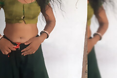 The desi daughter-in-law of the beautiful village is persuading her brother-in-law here take off her dress in front of her, the beautiful desi sister-in-law is taking off her dress