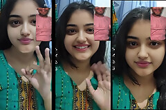 Beautyful Girl Instagram Videotape call Sex chat Viral MMS, Beautyful girl Frist time xxx Videotape