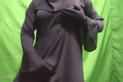 Bangladeshi Bhabhi masturbation with the addition of dance