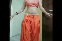 Indian girl Nidhi pursuance belly dance at accommodation billet