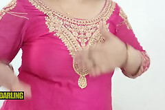 Pakistani Punjabi Bhabhi Mujra on Punjabi Non Veg song