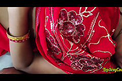 Beautiful New Married Wife Saree Fling & Gender Full HD Videos