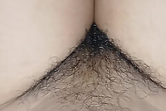 Ketika aku sedang masturbasi seorang pelajar wanita memintaku untuk mengahajar memek sempitnya secara kasar