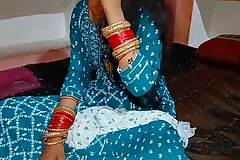 Indian stepsister ko rat mai pela