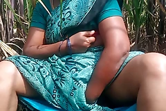 Tamil aunty masturbating beside sugarcane plantation